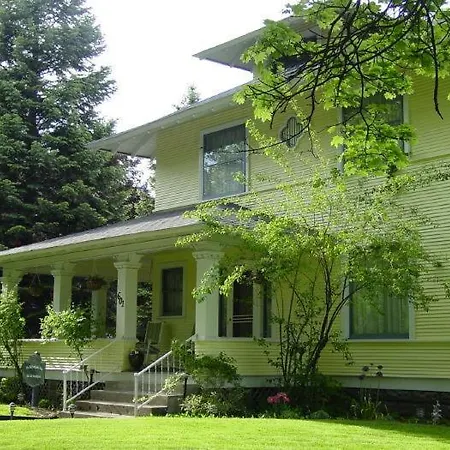The Mcfarland Inn Bed And Breakfast-2